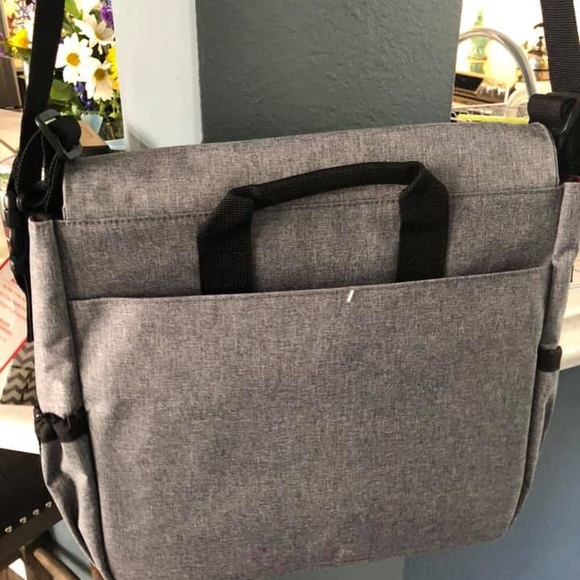 Messenger diaper bag - Picture 2 of 5